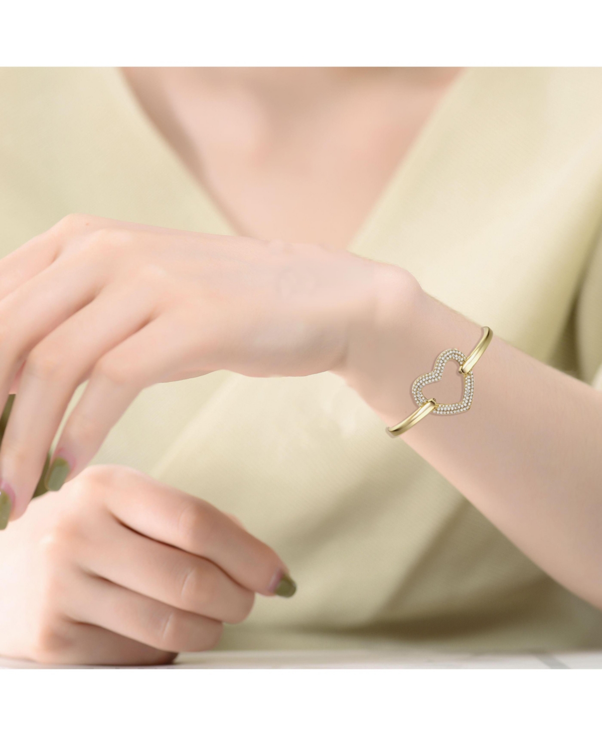 14kPlated Cubic Zirconia French Pave Heart Halo Stacking Bracelet - Gold