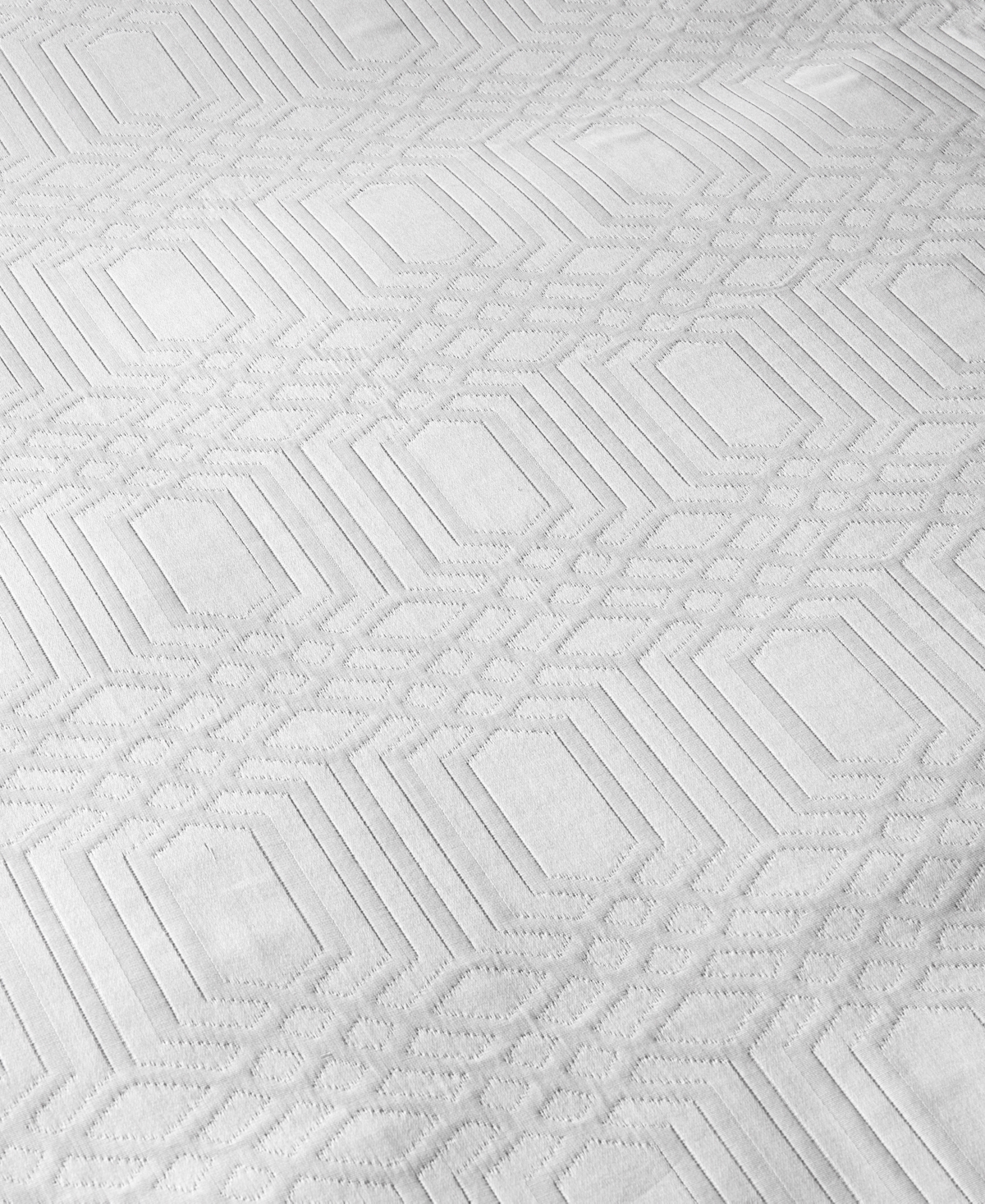 HOTEL COLLECTION CLOSEOUT! HOTEL COLLECTION POSITANO MATELASSE 3-PC. DUVET COVER SET, FULL/QUEEN, EXCLUSIVELY AT MACY 