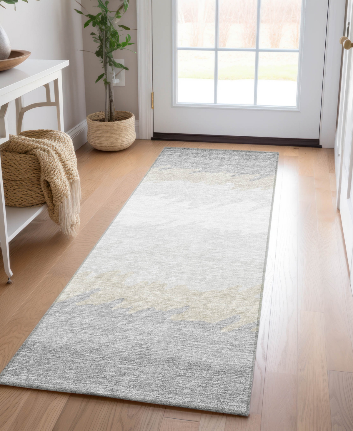 Addison Chantille Acn736 2'3"x7'6" Runner Area Rug In Silver