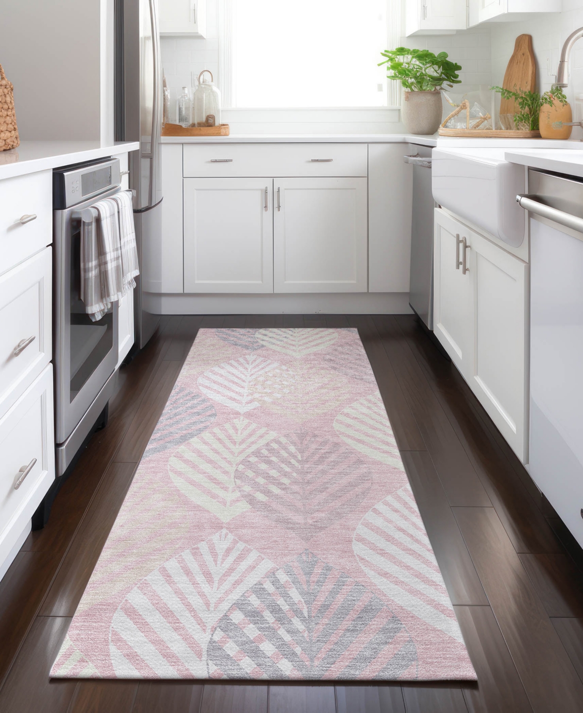 Addison Chantille Acn744 2'3"x7'6" Runner Area Rug In Pink