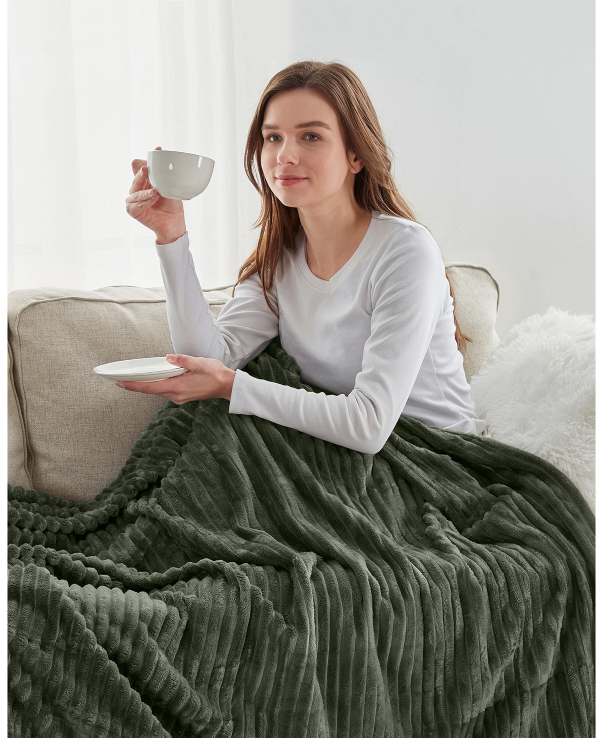 Nestl Cut Plush Lightweight Super Soft Luxury Bed Throw, 50" X 60" In Olive Green