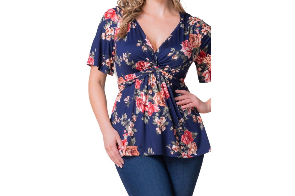 Kiyonna Plus Size Abby Twist Front Top