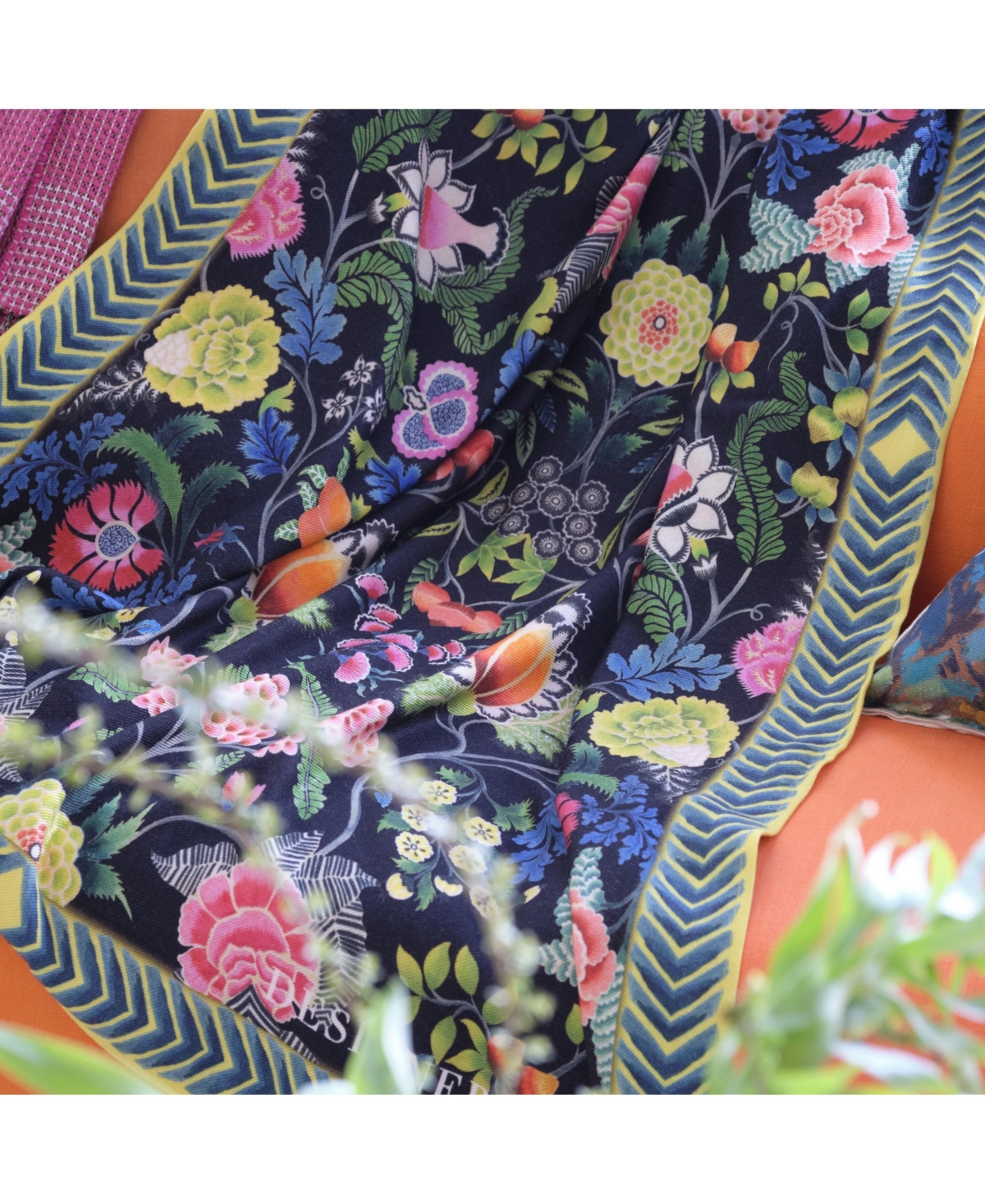 Designers Guild Brocart Decoratif Noir Merino Wool Throw - black, yellow