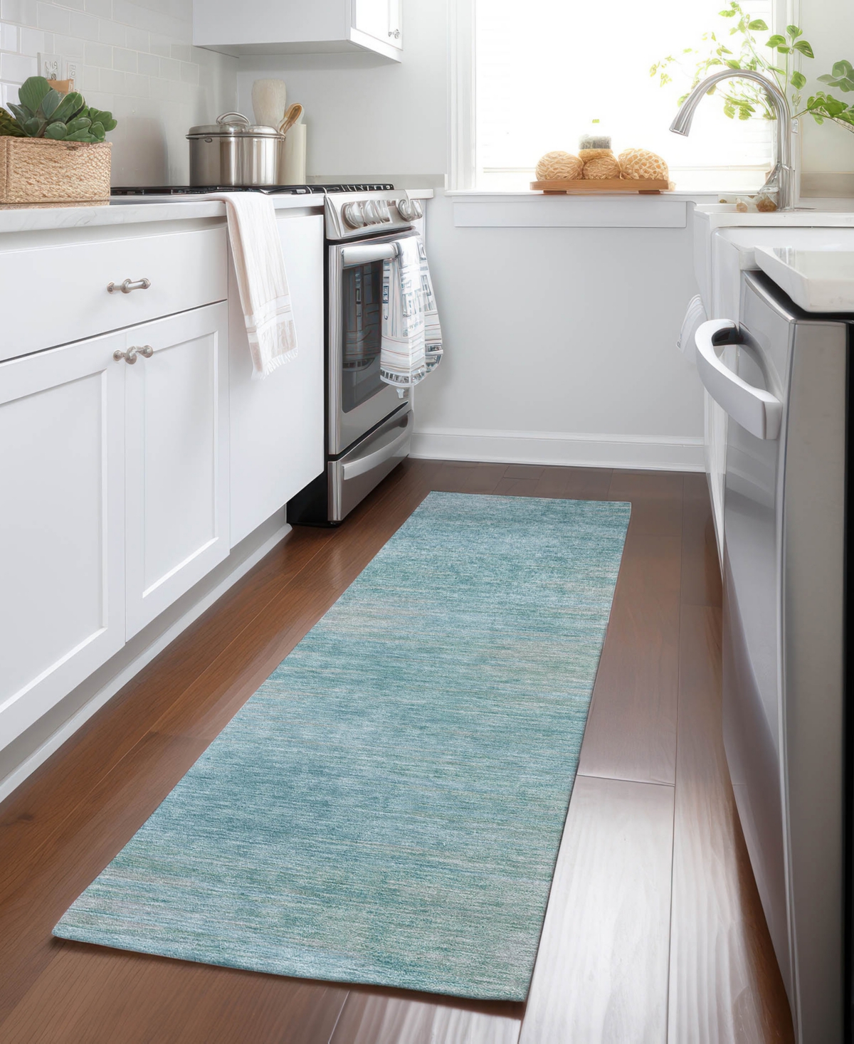 Addison Chantille Acn794 2'3''x7'6'' Runner Area Rug In Aqua