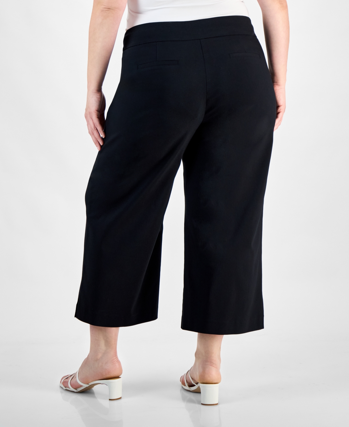 JM COLLECTION PLUS SIZE CROPPED PULL-ON PANTS, EXCLUSIVELY AT MACY'S 
