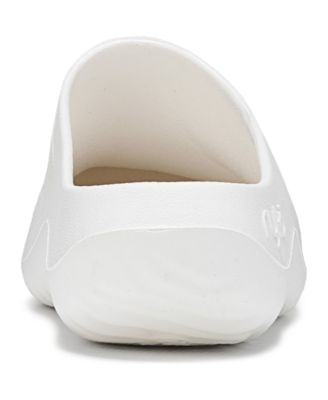Women's Echo Recovery Round Toe Slip On Clogs