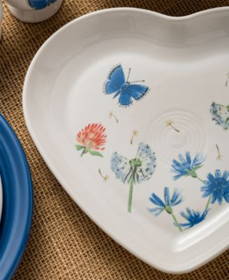 Breezy Floral Heart Shaped Plate 9"