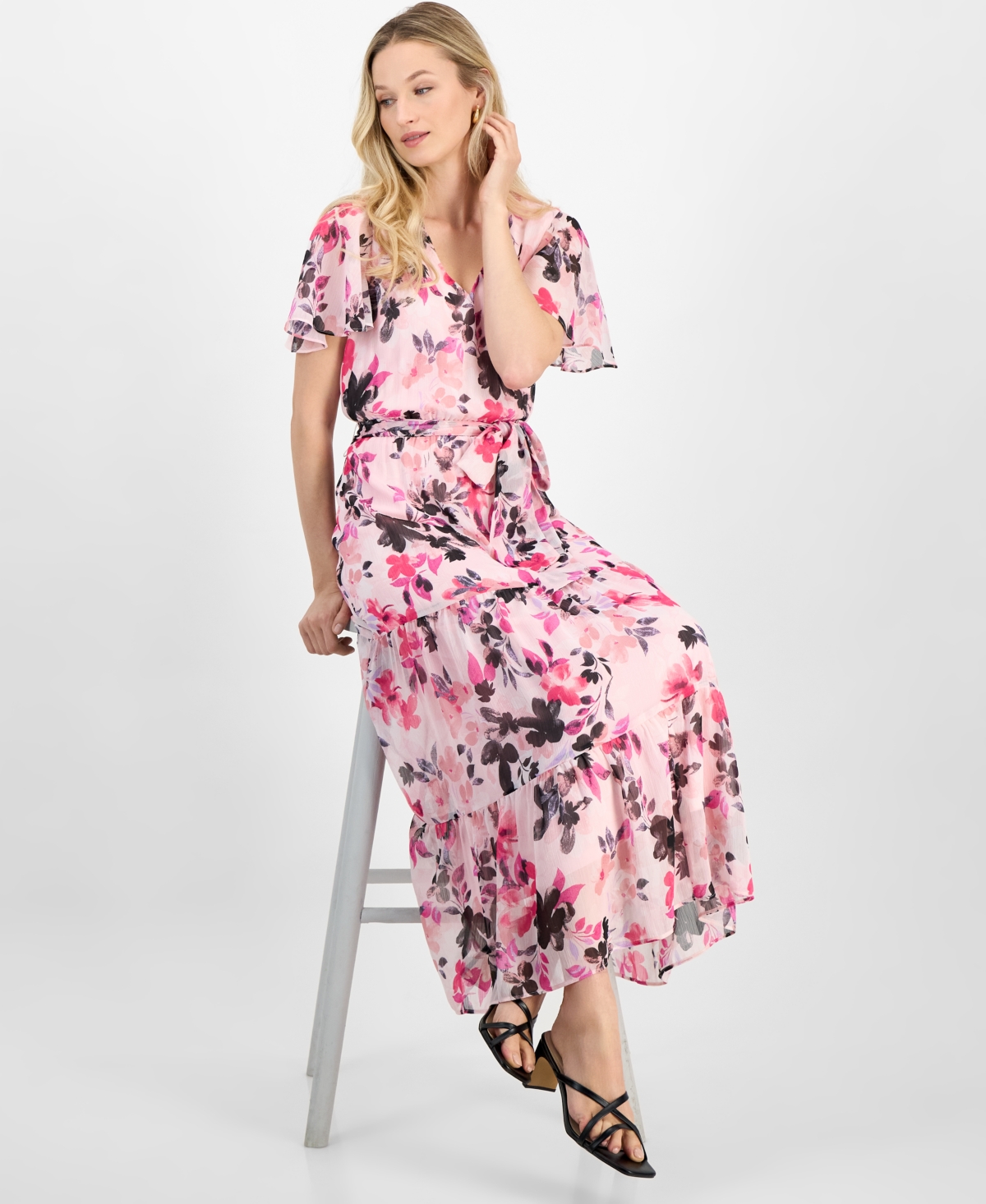 Kasper Floral Short Sleeve Tiered Maxi Dress In Tutu Pink Multi