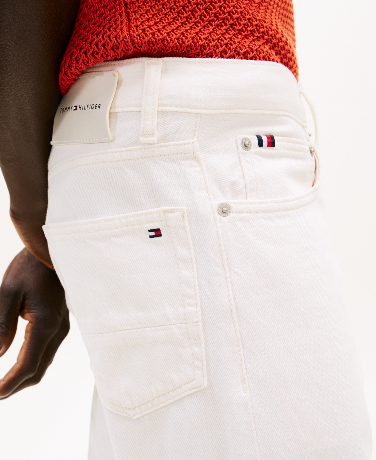 TOMMY HILFIGER MEN'S REGULAR-FIT WHITE JEANS 