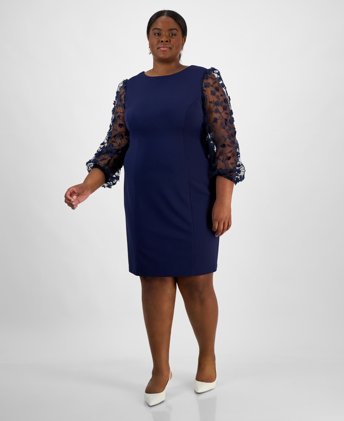 Plus Size Floral-Applique Sheath Dress - Nvy