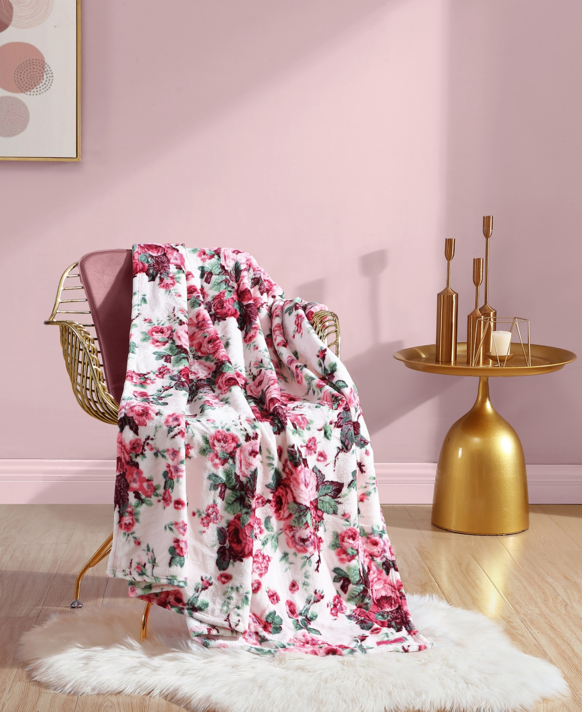 Betsey Johnson Classic Floral Ultra Soft Plush Fleece Throw, 70" X 50" In Light Pink,pink
