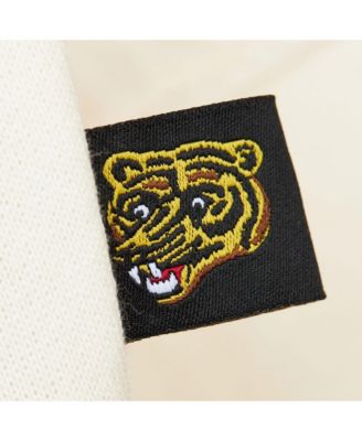 Women's Cream Boston Bruins Logo 3.0 Pullover Sweatshirt