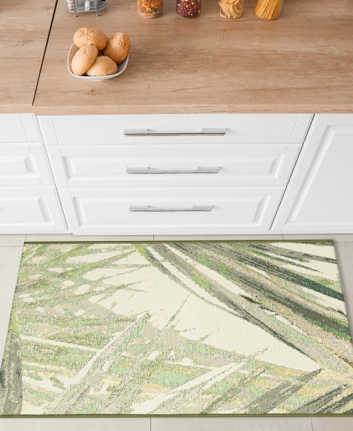 Liora Manne Esencia Palm Fan 2'5"x3'11" Area Rug In Green