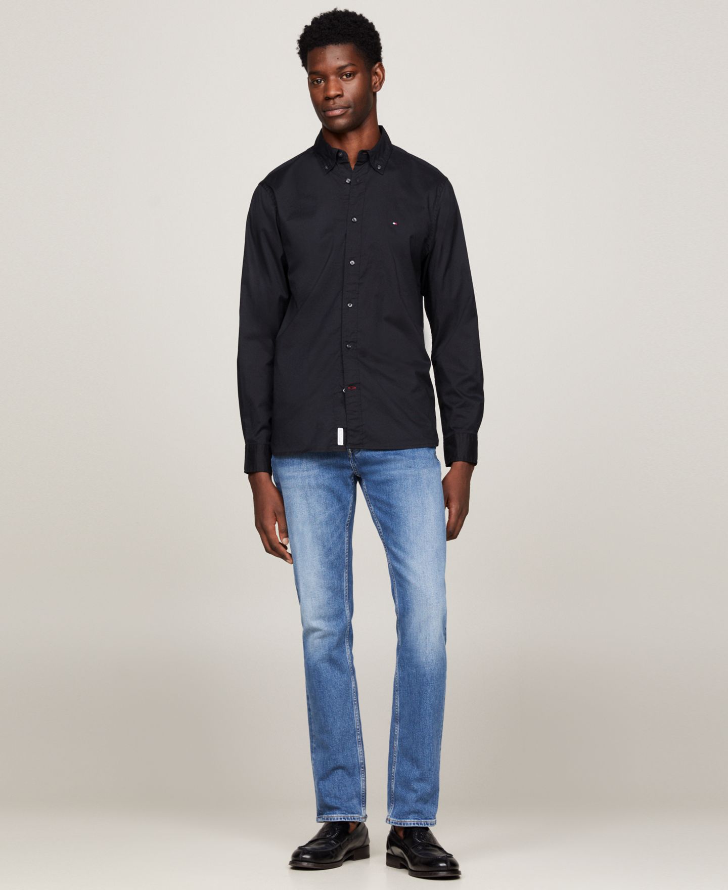 Мужская рубашка Tommy Hilfiger Regular-Fit Stretch Poplin Button-Down, цвет: Чёрный — фото 4