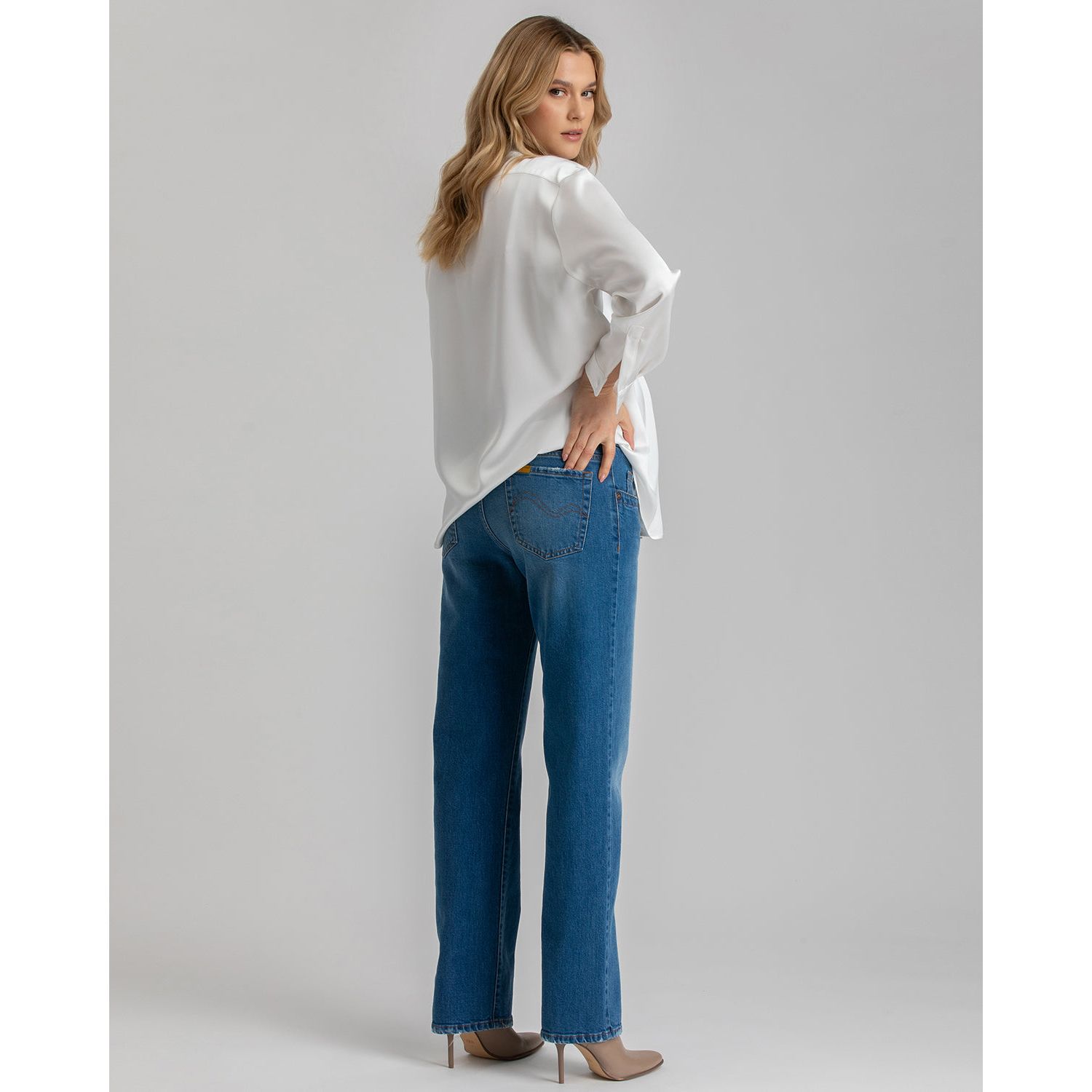 Maternity High-Waisted Elastic Band & Straight-Leg Jeans