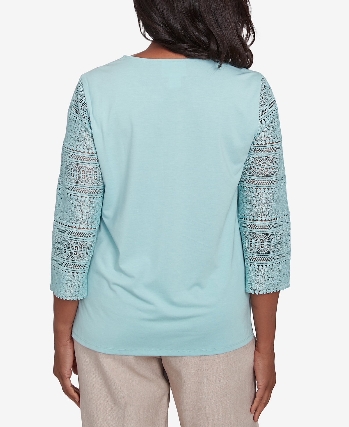 Alfred Dunner Plus Size Kensington Gardens Solid Lace Sleeve Knit Top With Necklace In Pistachio
