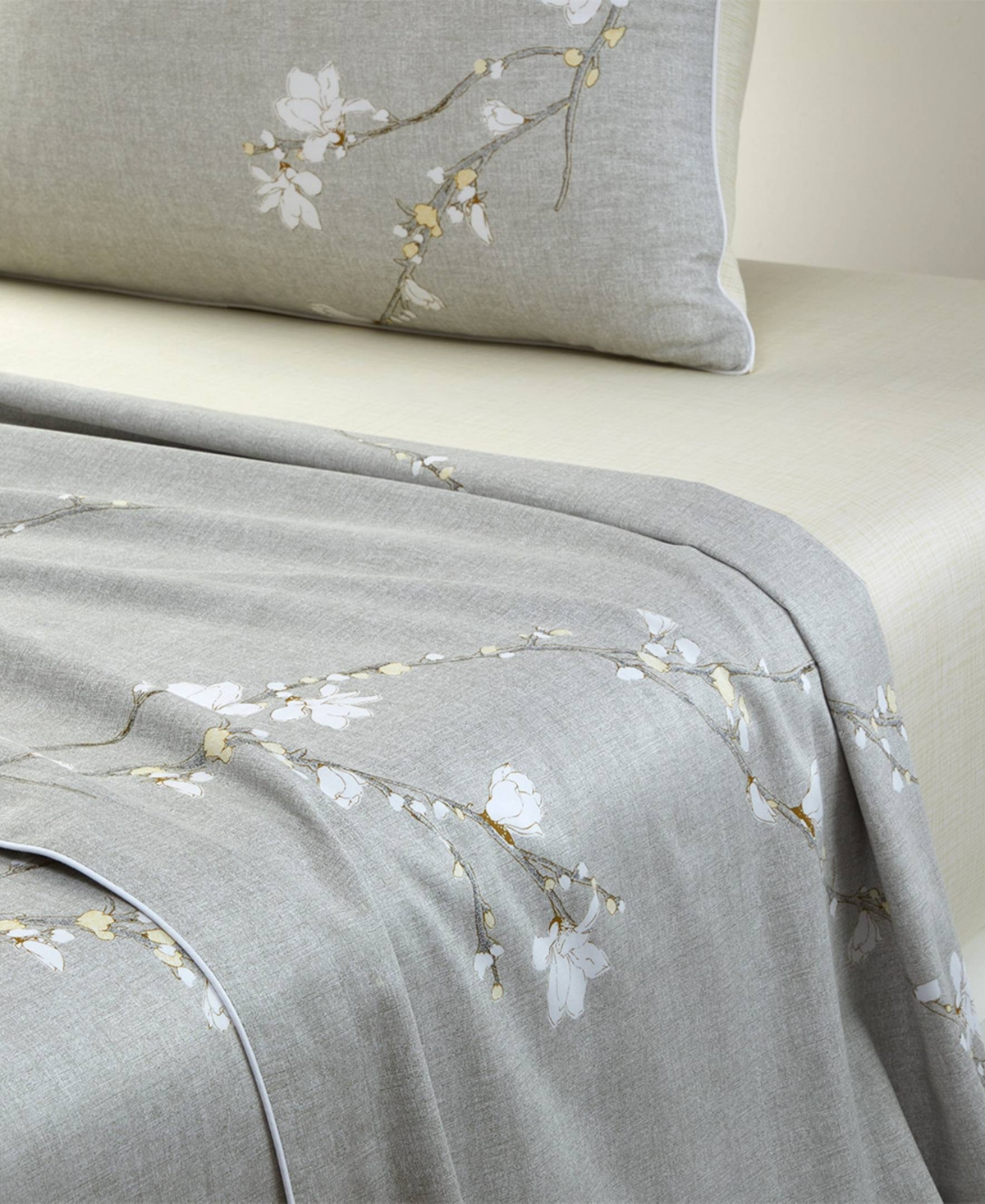 Boss Home By Hugo Boss Almond Flowers 300 Thread Count Cotton Flat Sheet, Full/queen In Gray