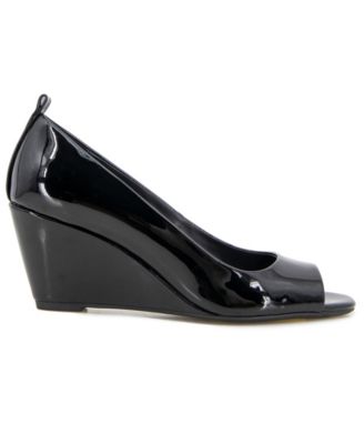 Women's Elinor Mid Wedge Pumps