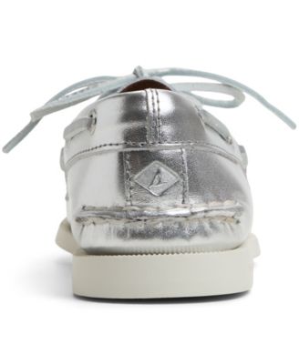 Women's Authentic Original 2 Eye Lace-Up Boat Shoe