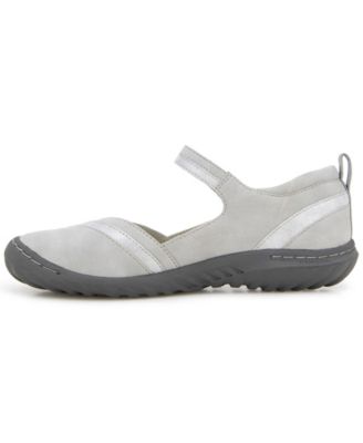 Women's Raven Round Toe Flats