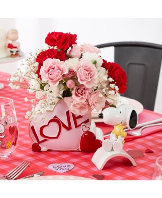Snoopy Valentine's Day Love Porcelain Figurine