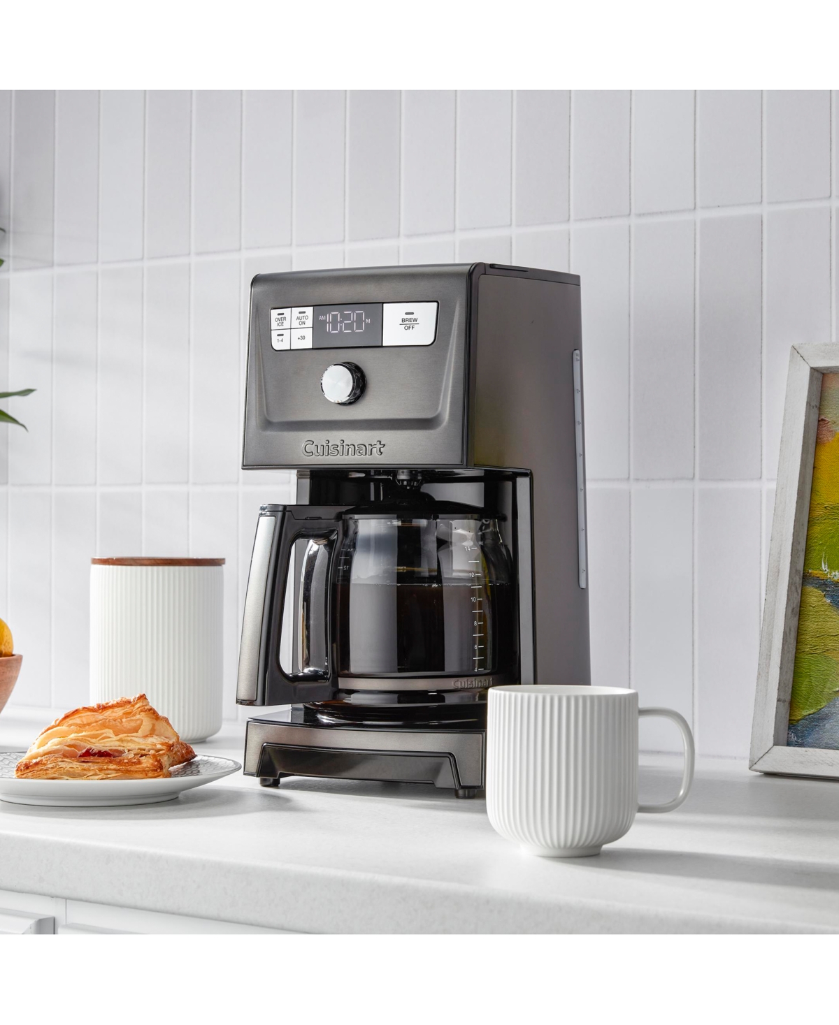 Cuisinart 14-cup Perfectemp Coffeemaker With Over Ice, Dcc-3500ss In Black Stainless