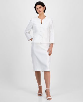 Le Suit - Women's Collarless Three-Button 3/4-Sleeve Jacket & Slim Skimmer Skirt