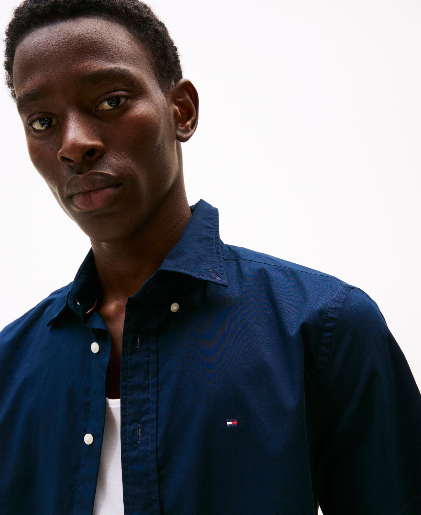 Мужская рубашка Tommy Hilfiger Short Sleeve Flex Poplin Regular Fit, цвет: Пустынный небесно-голубой — фото 3