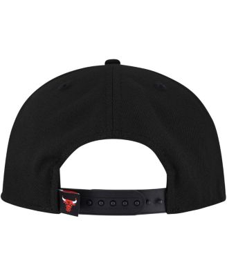 Men's Black Chicago Bulls Oversized Puff Print Logo Golfer Snapback Hat