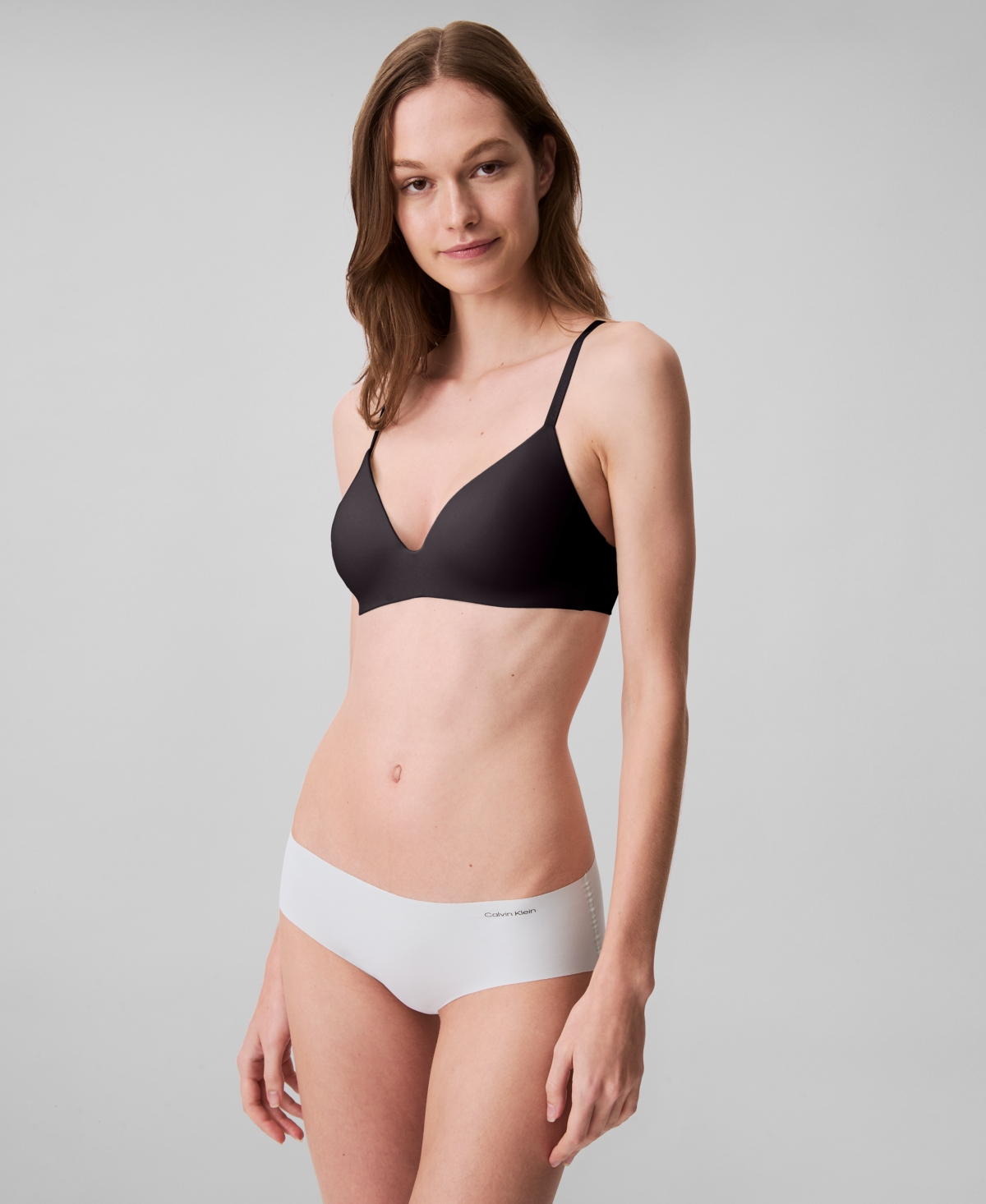 Calvin Klein Invisibles Comfort Lightly Lined Triangle Bralette Qf5753 In Speakeasy