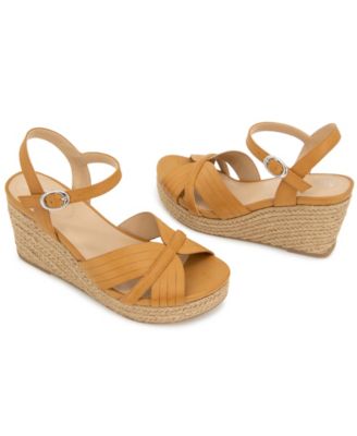 Women's Comi Almond Toe Wedge Sandals