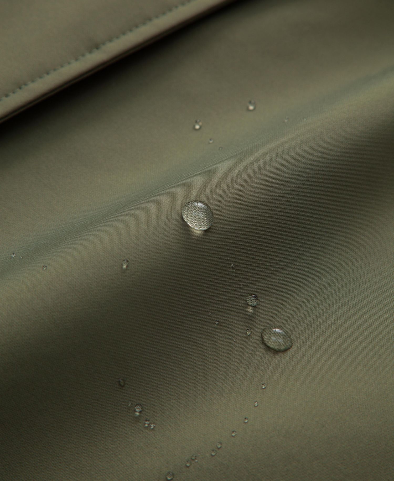 Women's Water-Resistant Hooded Jacket