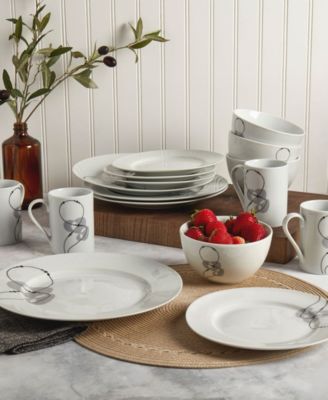 Jacqueline 16 Pc. Dinnerware Set, Service for 4 