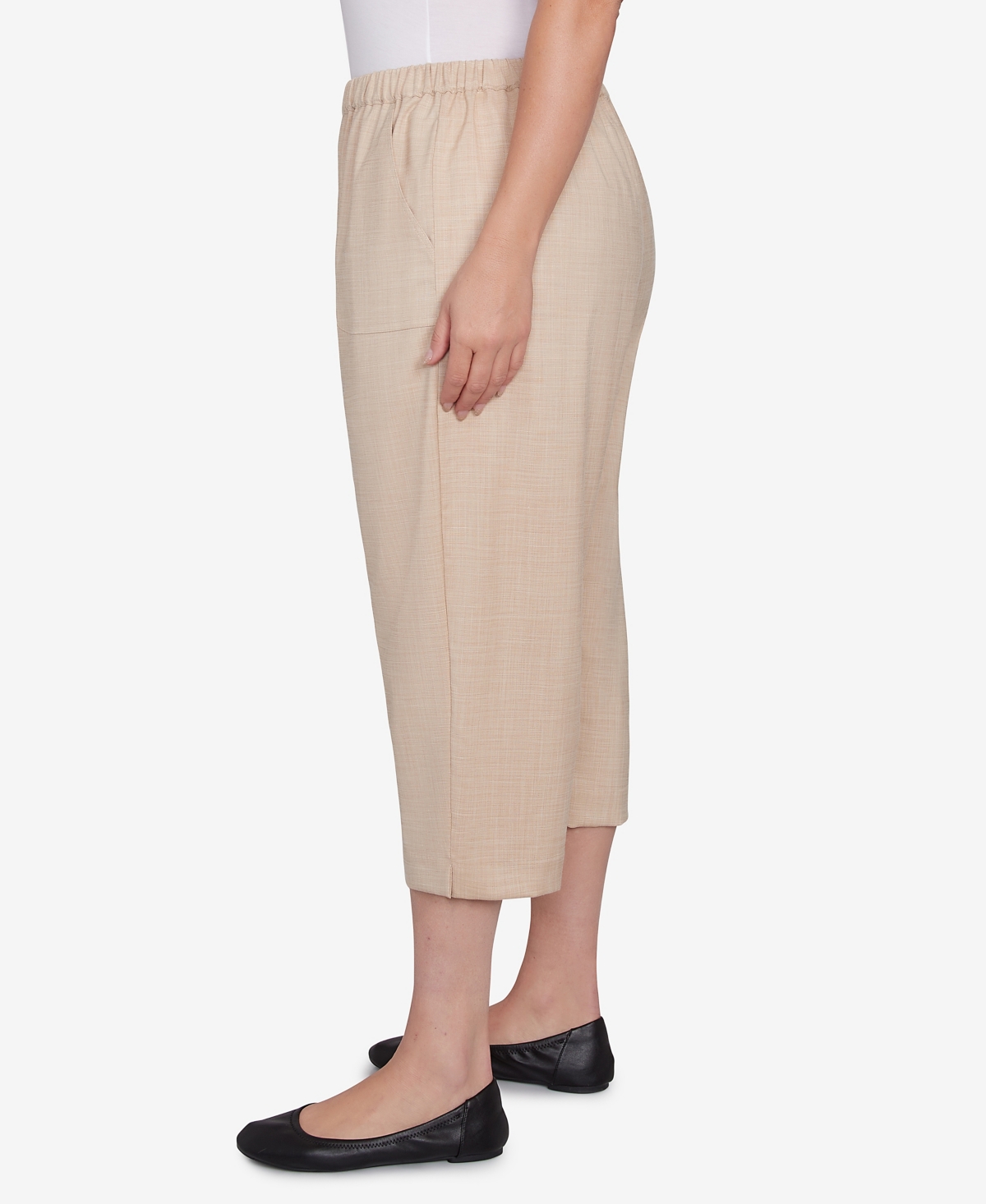 Alfred Dunner Plus Size Catalina Island Patch Pockets Elastic Waistband Capris Pants In Linen