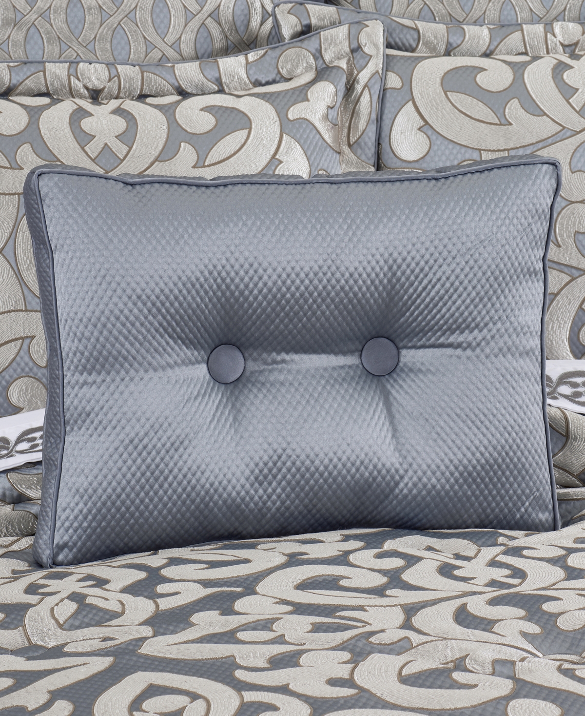 J Queen New York Barocco Boudoir Decorative Pillow, 15" X 20" In Sterling