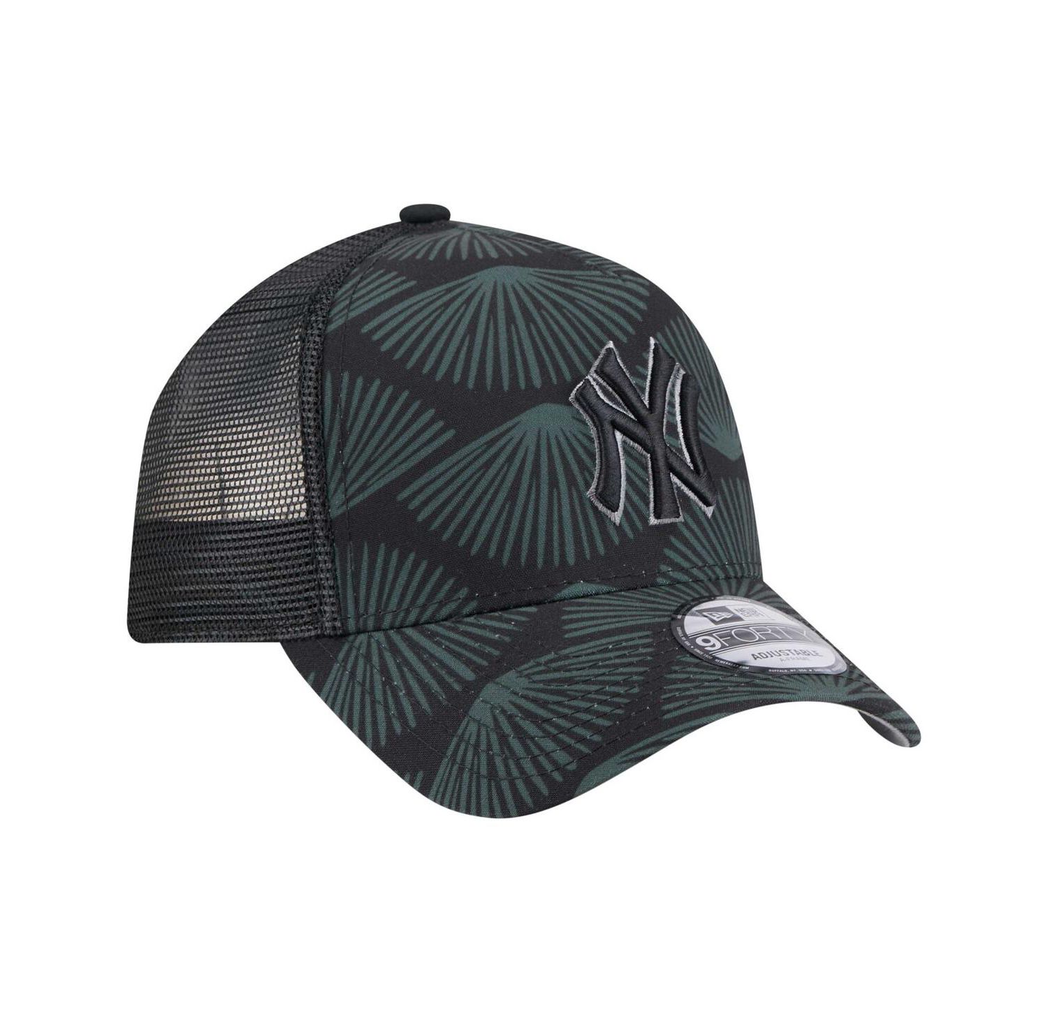 Men's Black New York Yankees 9FORTY A-Frame Trucker Adjustable Hat