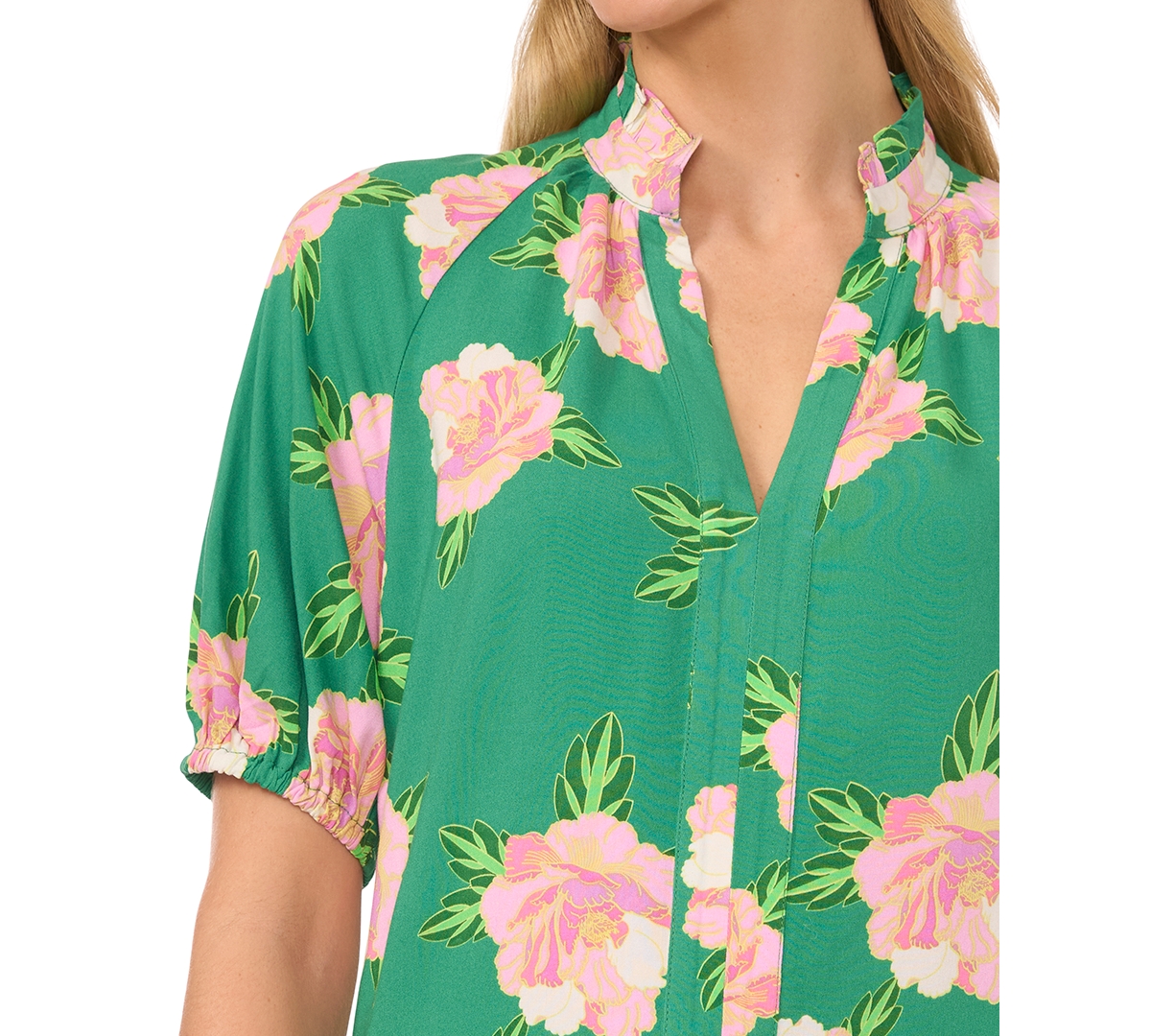 Cece Women's Floral Printed V-neck Blouse In Medium Green