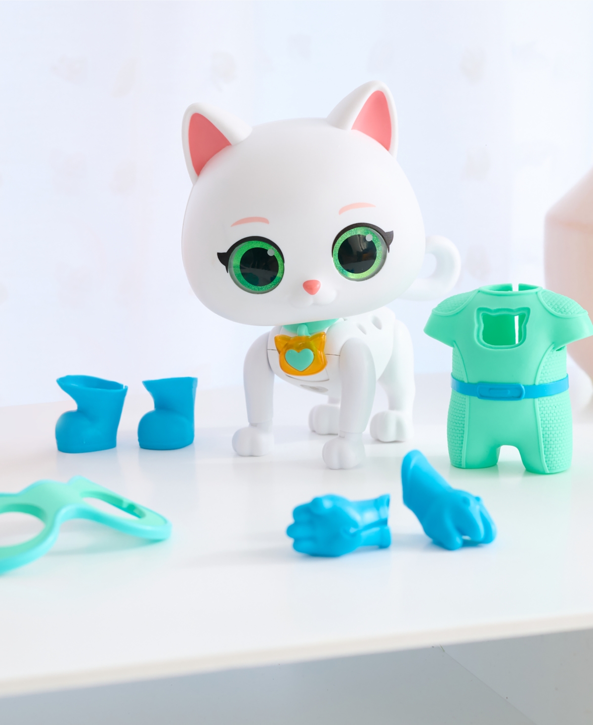 SUPER KITTIES CAT-TASTIC TRANSFORMING BITSY TOY FIGURE 