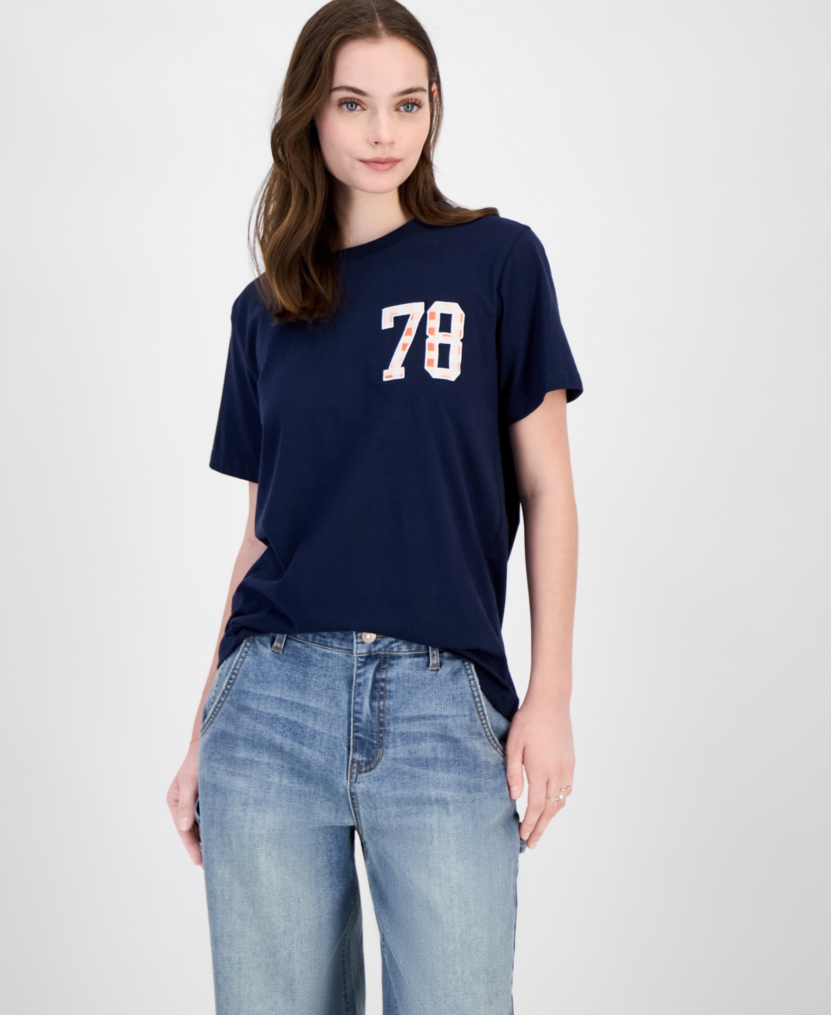 Juniors' 78 Gingham Graphic T-Shirt - Blue