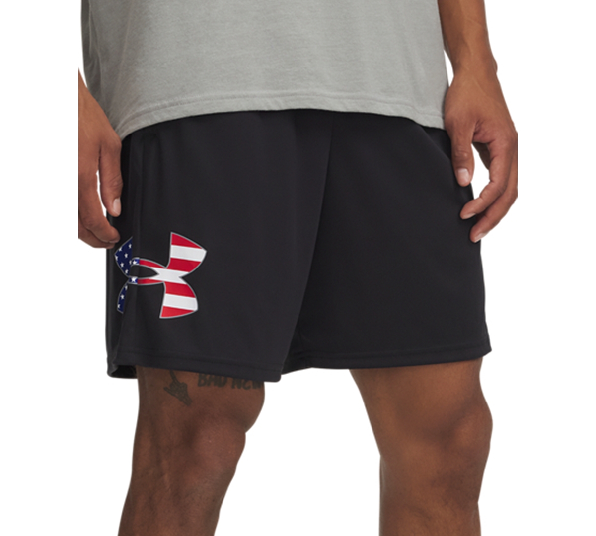 Under Armour Men's Freedom Tech 7" Shorts In Black