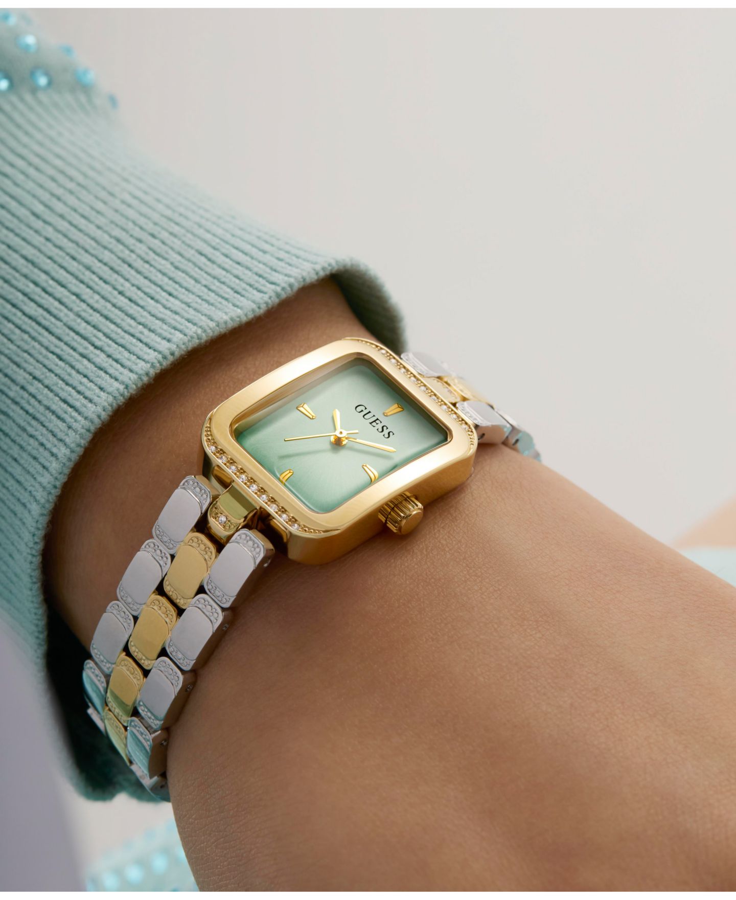 Женские часы GUESS Analog Two-Tone Steel Watch, 22mm — фото 7