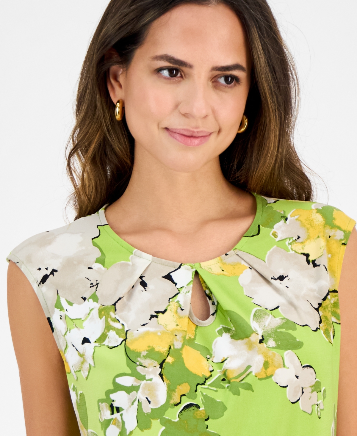 Kasper Plus Size Sleeveless Printed Keyhole Blouse In Kiwi Multi