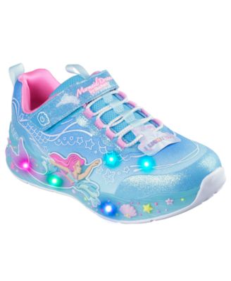 Skechers