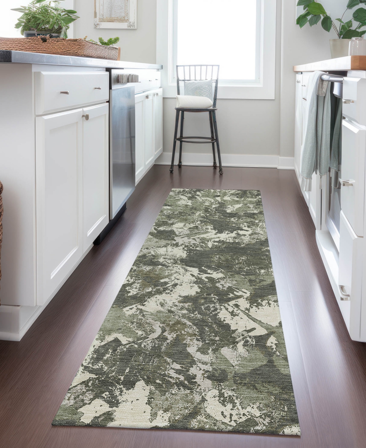 Addison Chantille Acn885 2'3"x7'6" Runner Area Rug In Olive