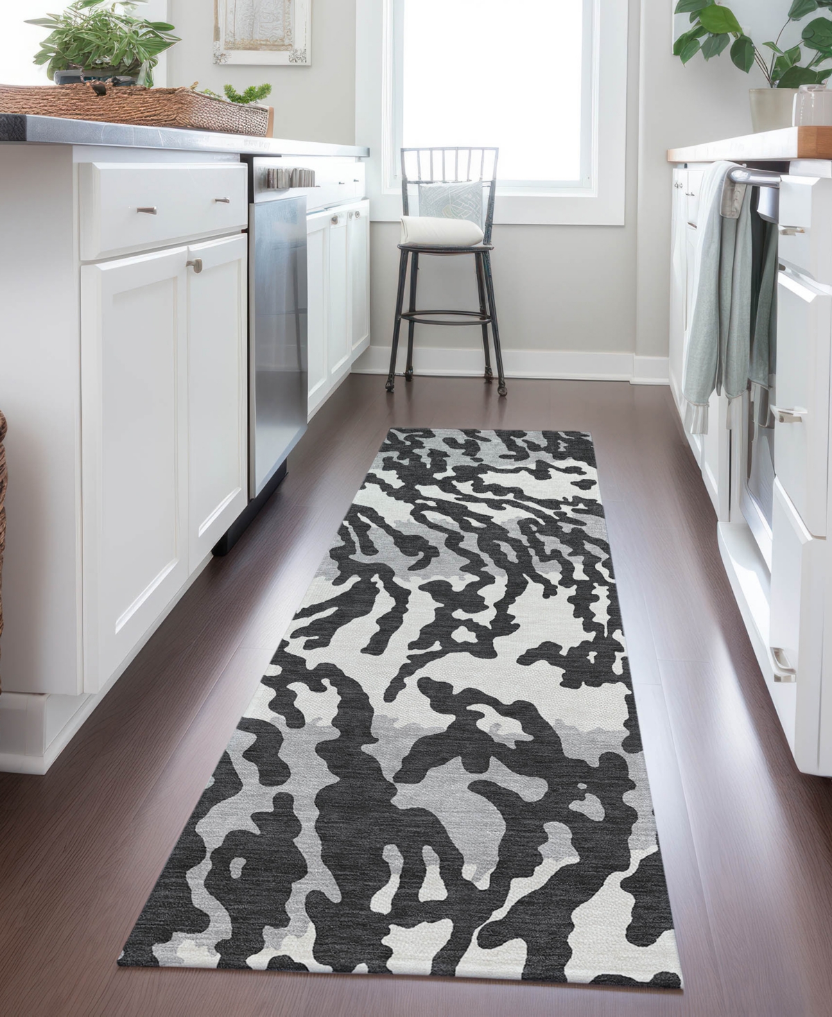 Addison Chantille Acn873 2'3"x7'6" Runner Area Rug In Black