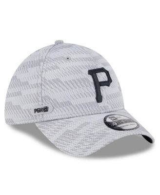 New Era - Men's Gray Pittsburgh Pirates 2025 MLB Clubhouse 39THIRTY Flex Hat