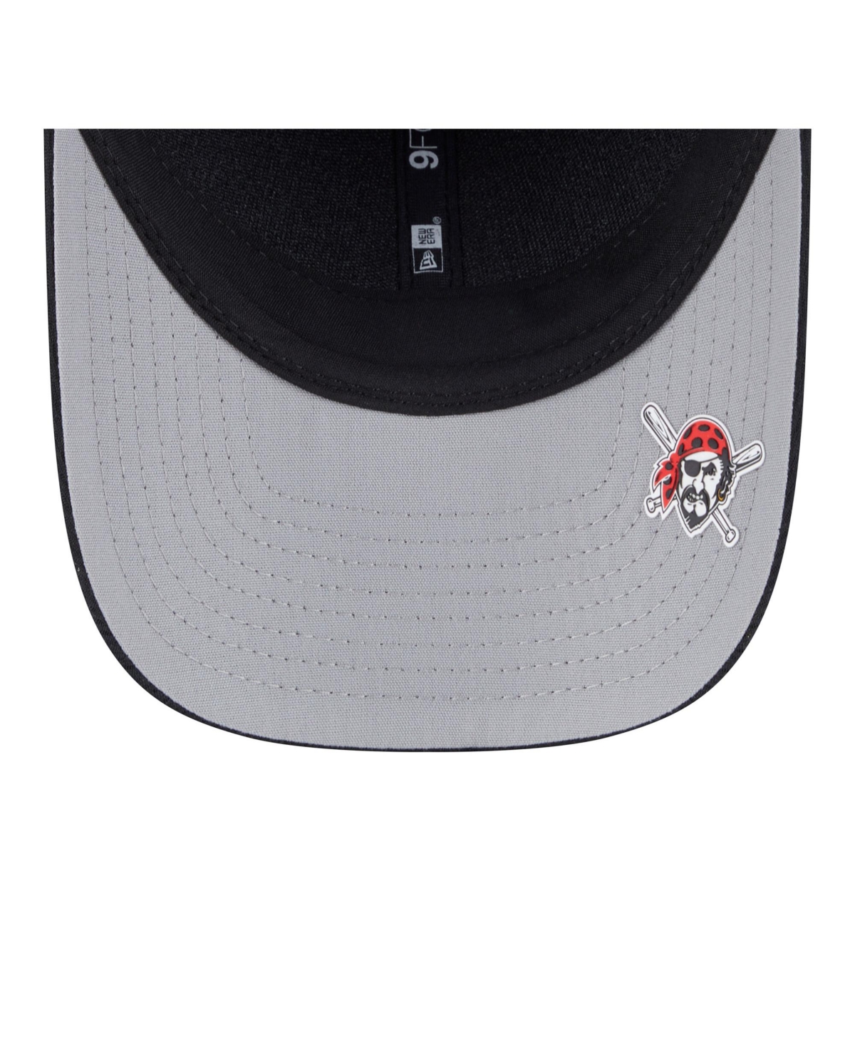 NEW ERA MEN'S BLACK PITTSBURGH PIRATES 2025 MLB CLUBHOUSE 9FORTY ADJUSTABLE HAT 