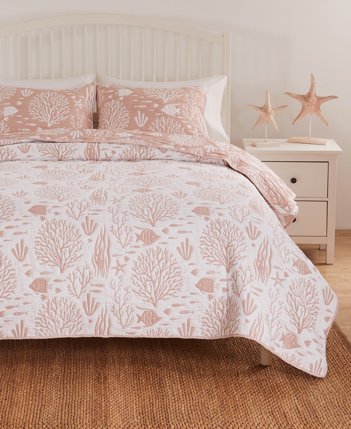 Greenland Home Fashions Marina Woven Jacquard Reversible 2-pc. Coverlet Set, Twin/twin Xl In Blush
