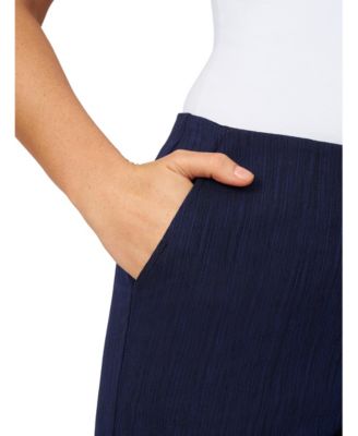 Women's Stripe Slim Fit Pull On Cropped Pant