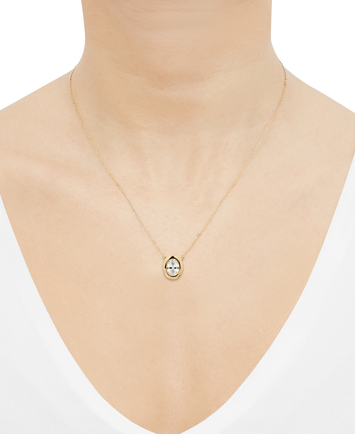 MACY'S DIAMOND BEZEL OVAL PENDANT 18" NECKLACE (1/5 CT. T.W.) IN 14K GOLD 